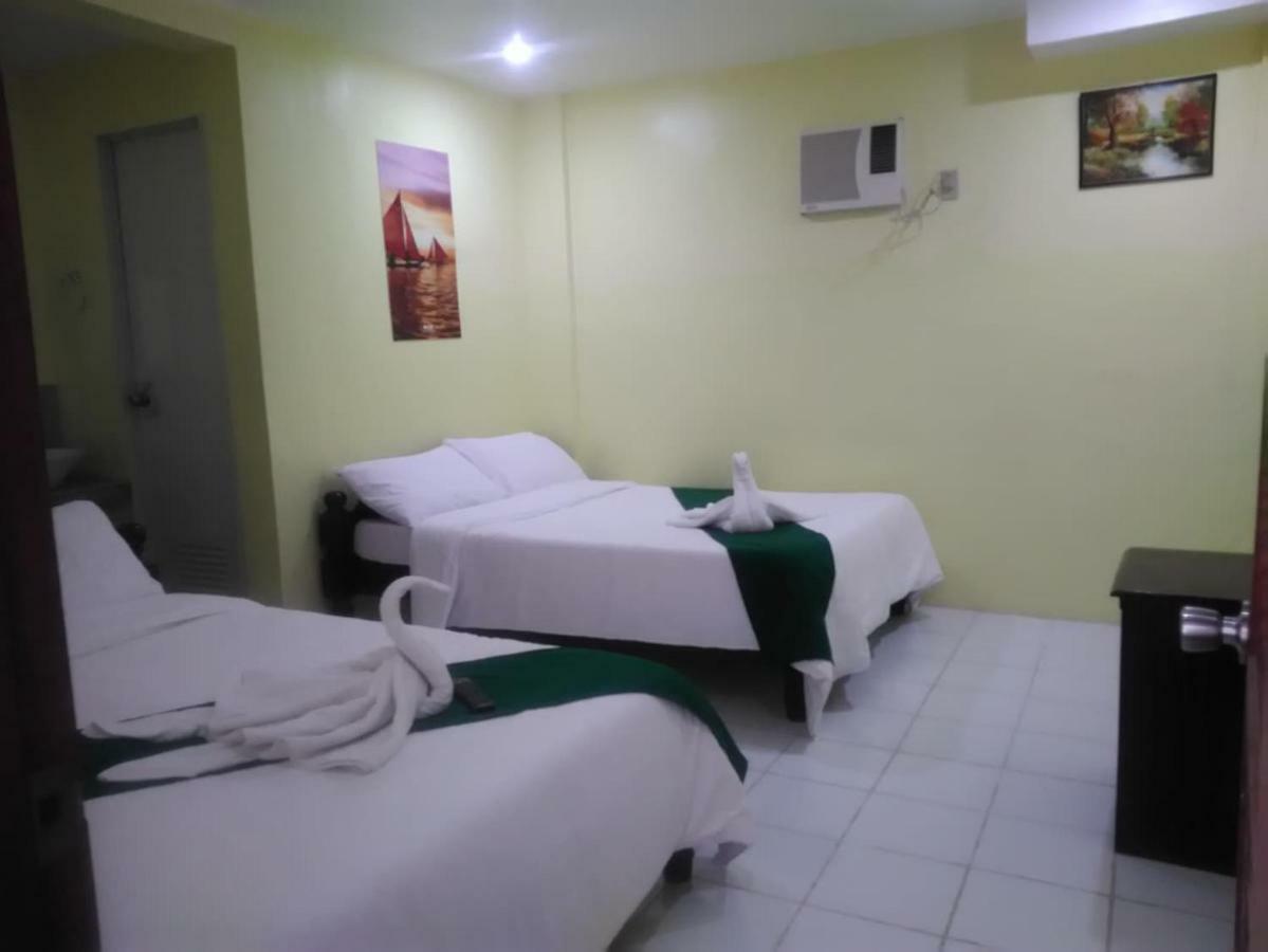 El Moro Beach Resort (Adults Only) Balabag  Ngoại thất bức ảnh