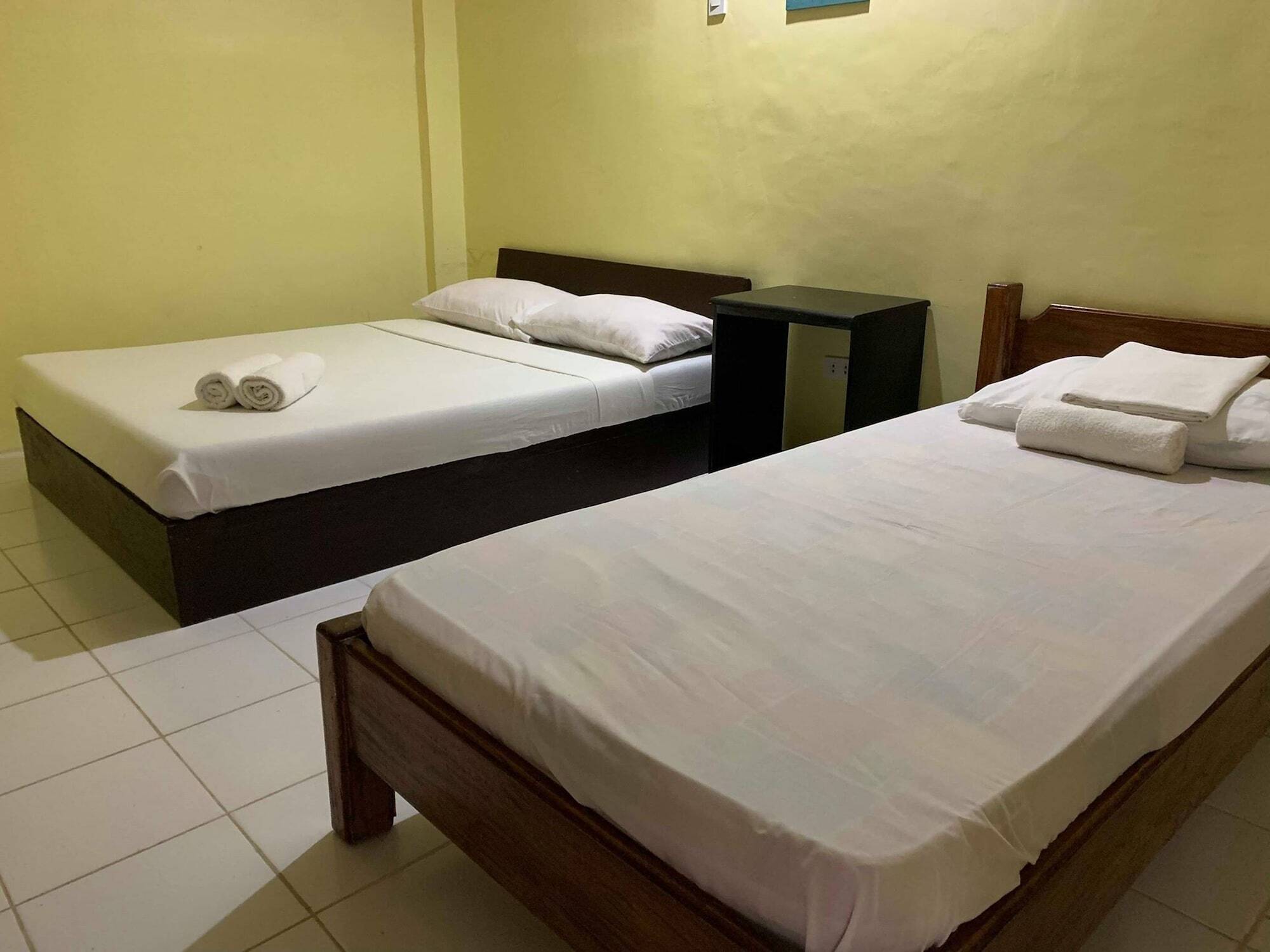 El Moro Beach Resort (Adults Only) Balabag  Ngoại thất bức ảnh